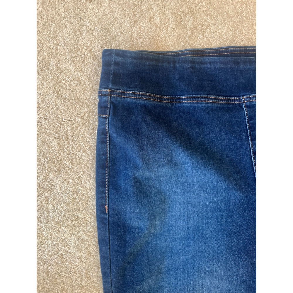We The Free High Rise Flare Jeans Dark Wash Stretchy Comfort Size M - Picture 6 of 10